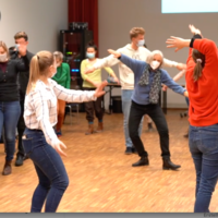 Viel Bewegung beim Lernen von Musik mit den Studierenden im Fach Musik an der Pädagogischen Hochschule in Bern